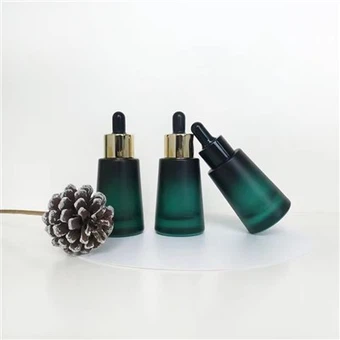 Populární 30ml zelený sprej nový model skleněná lahvička s kónickým gradientem a dobrou kvalitou produktu